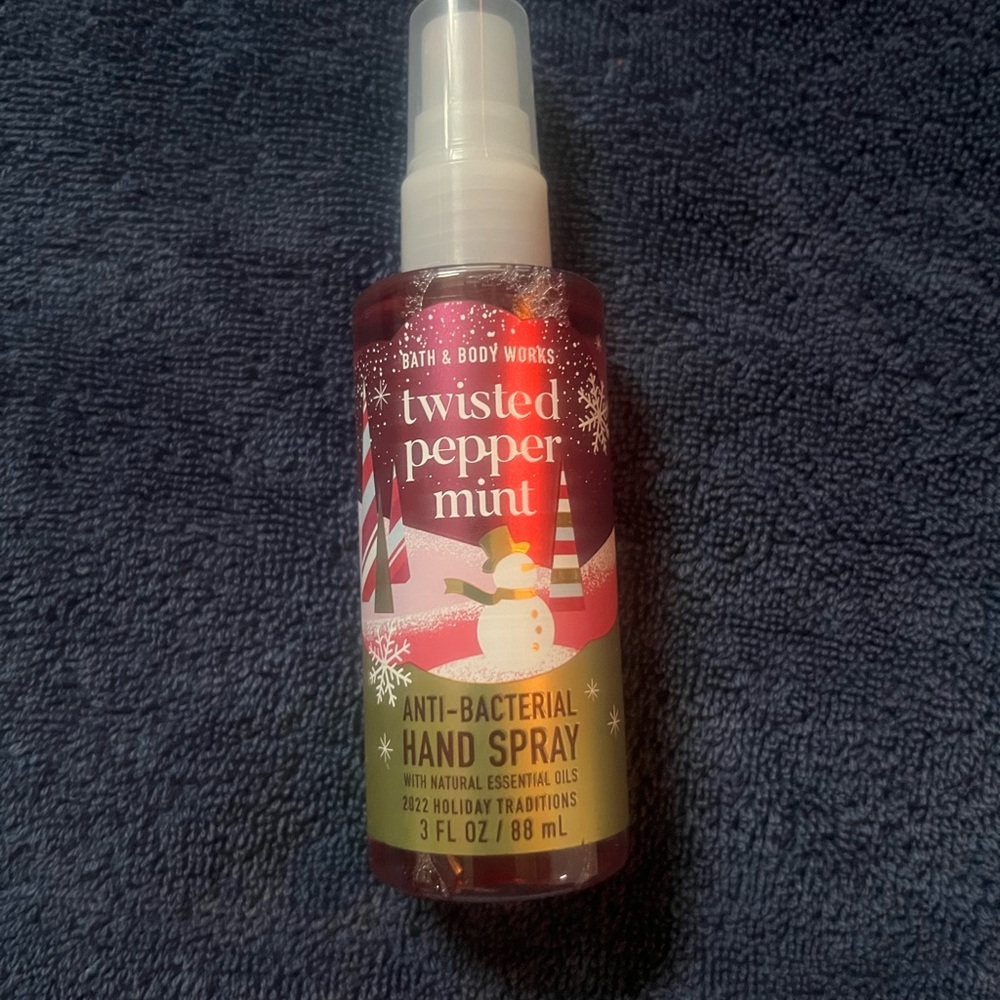 Bath & Body Works Twisted Peppermint Hand Spray - Pink and Gold